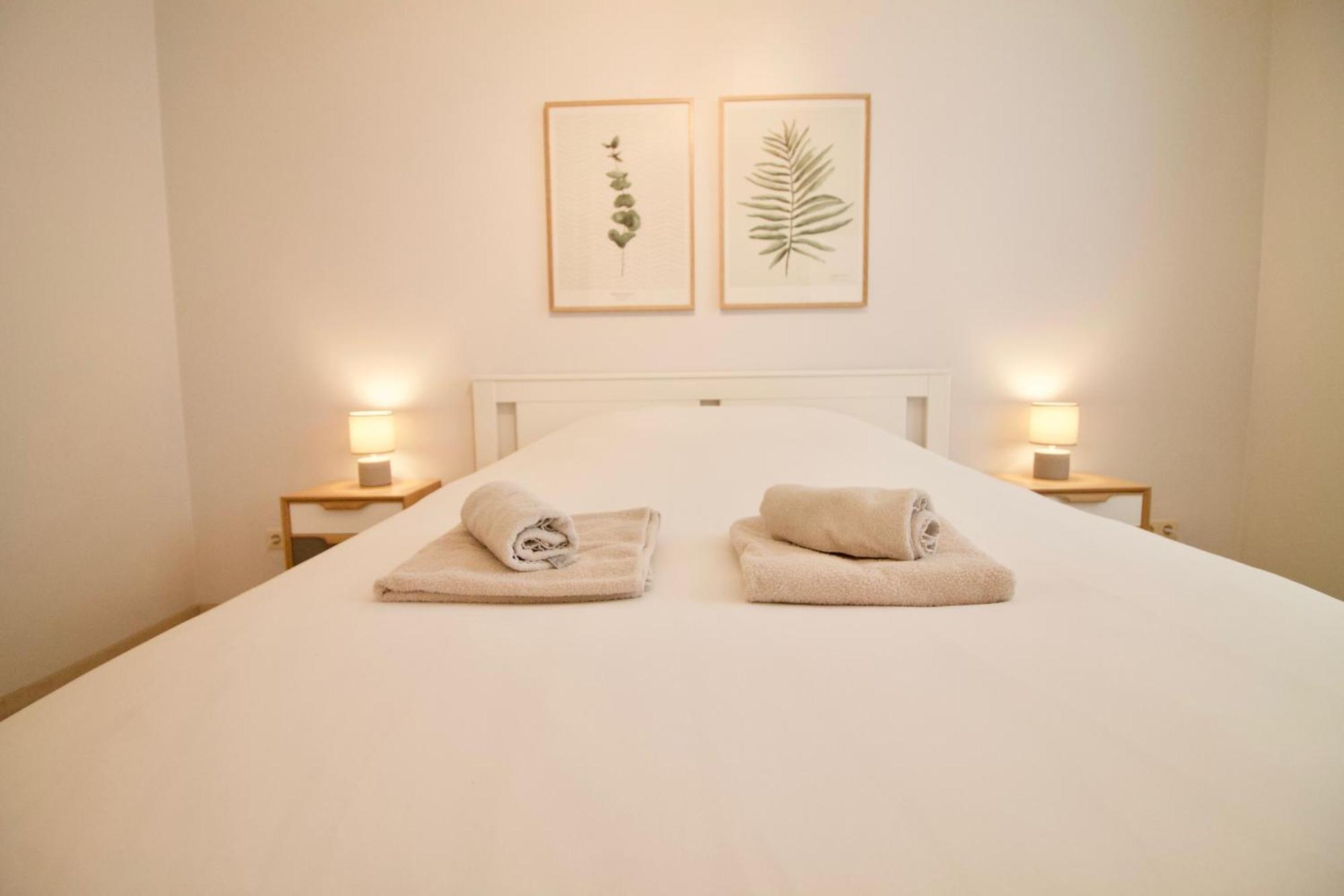 Heart Of Grand Place - Stunning 3br Triplex Apartment Brüssel