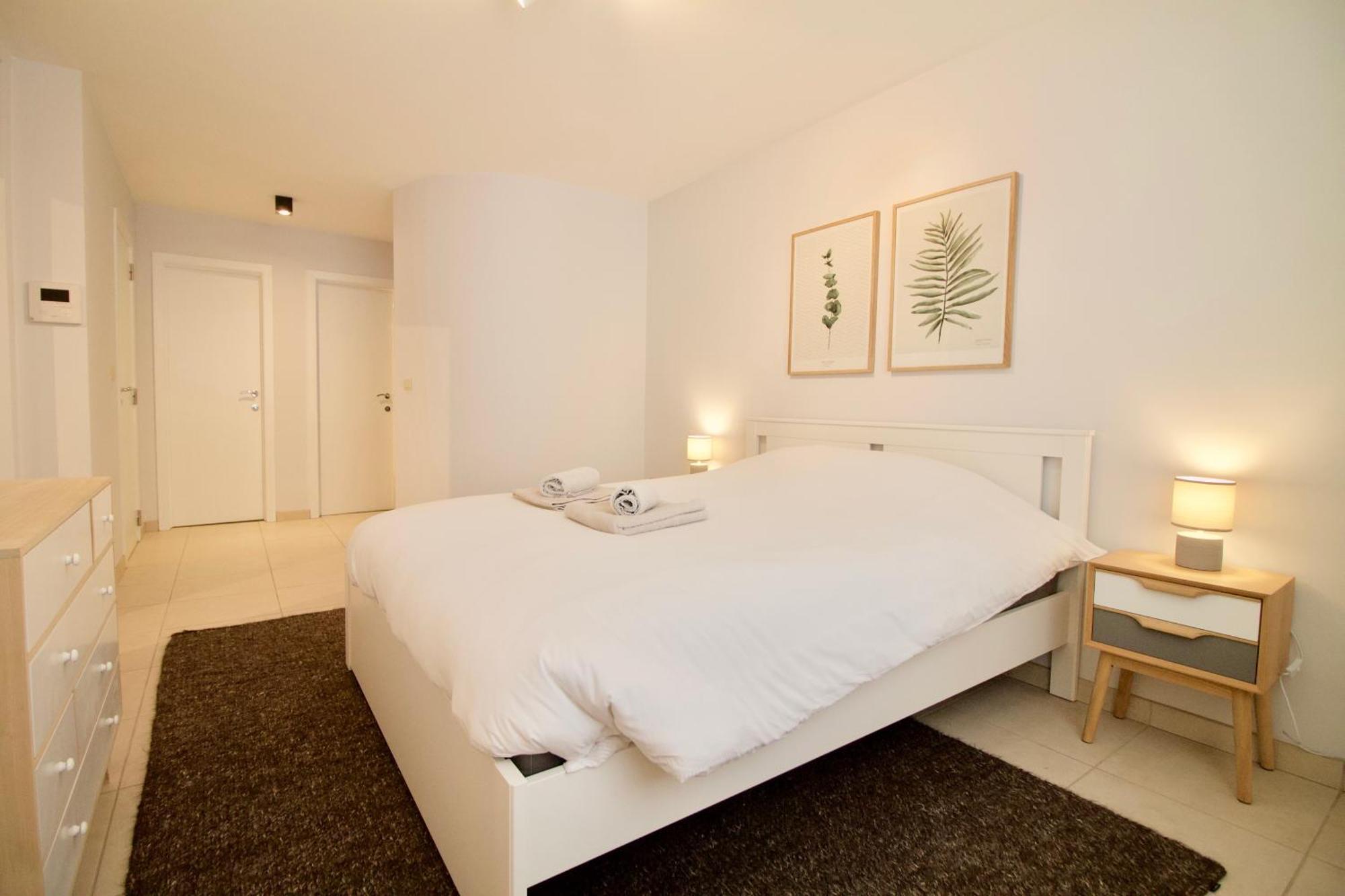 Heart Of Grand Place - Stunning 3br Triplex Apartment Brüssel